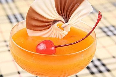 《彩虹六号：围攻》Y6S4“登峰造極”预告 新干员Thorn亮相